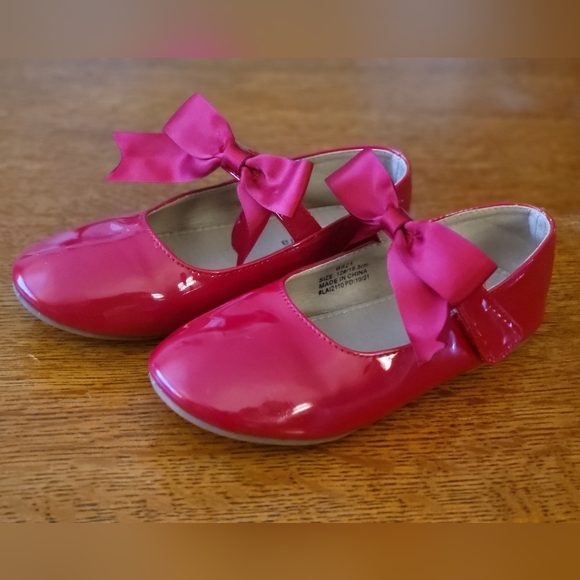 Felix & Flora cherry red ballet flats - Picture 4 of 4